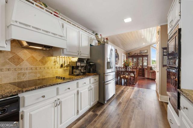 1396 Deerfield Road, Young Harris, GA 30582