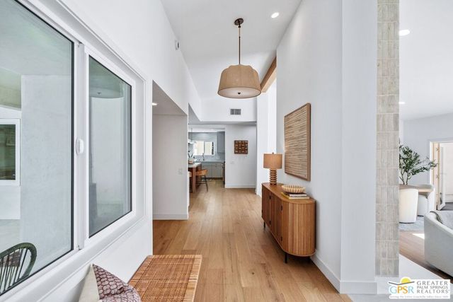 3111 E San Juan Road, Palm Springs, CA 92262