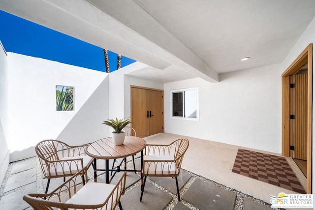 3111 E San Juan Road, Palm Springs, CA 92262