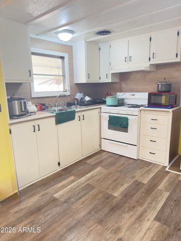 2650 W Union Hills Drive 331, Phoenix, AZ 85027