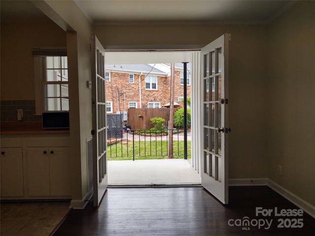 910 Mcalway Road D, Charlotte, NC 28211