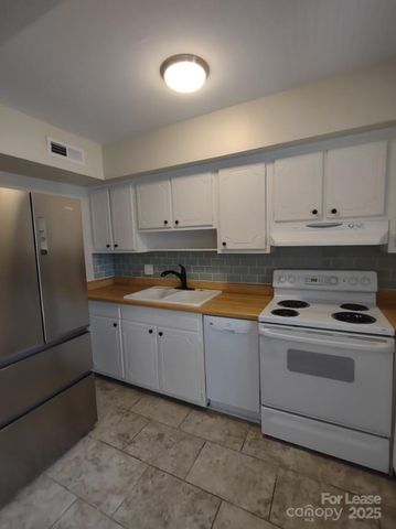 910 Mcalway Road D, Charlotte, NC 28211