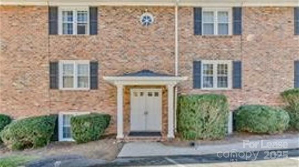 910 Mcalway Road D, Charlotte, NC 28211