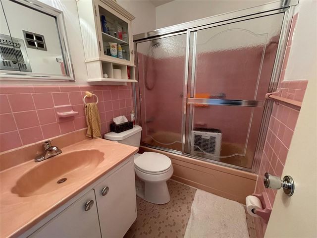 2141 NE 56th Street 209, Fort Lauderdale, FL 33308