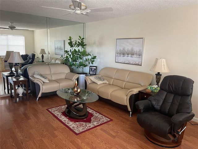 2141 NE 56th Street 209, Fort Lauderdale, FL 33308