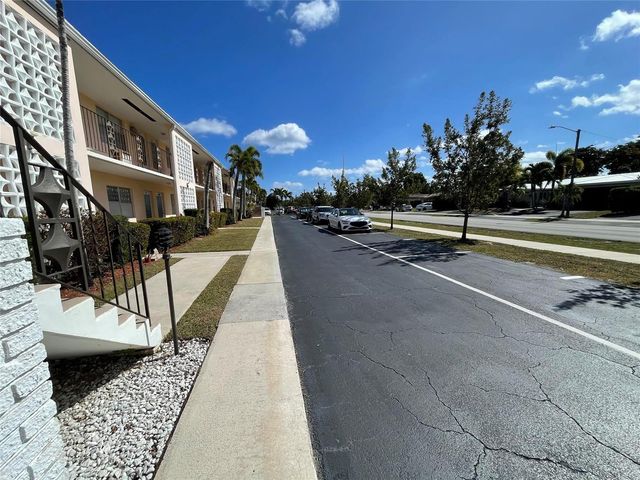 2141 NE 56th Street 209, Fort Lauderdale, FL 33308