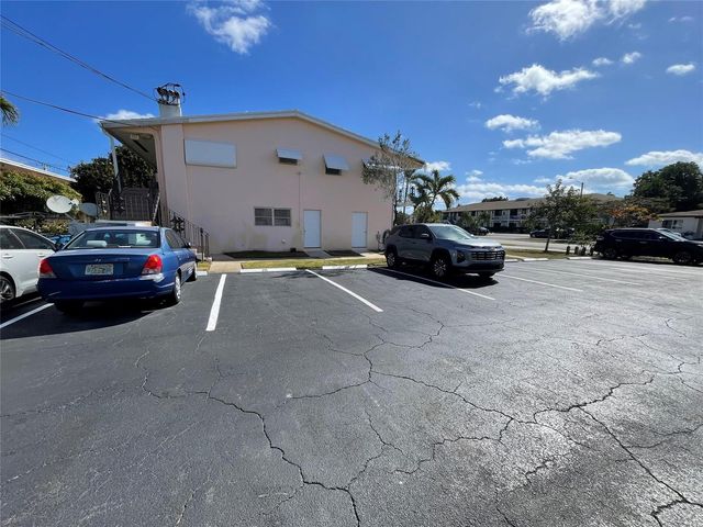 2141 NE 56th Street 209, Fort Lauderdale, FL 33308