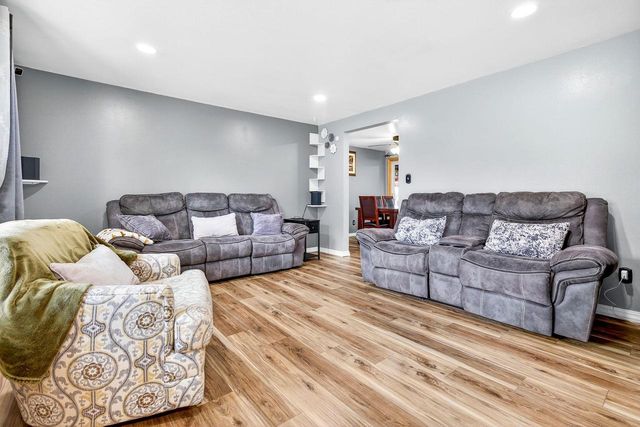 2466 PECAN STREET, Green Bay, WI 54311