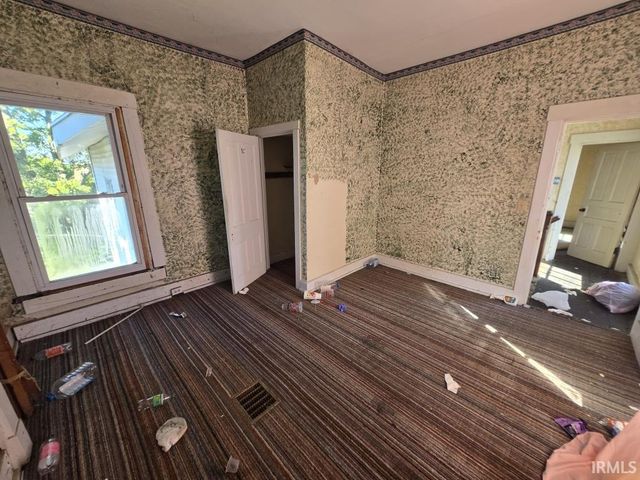 86 Fort Wayne Avenue, Richmond, IN 47374