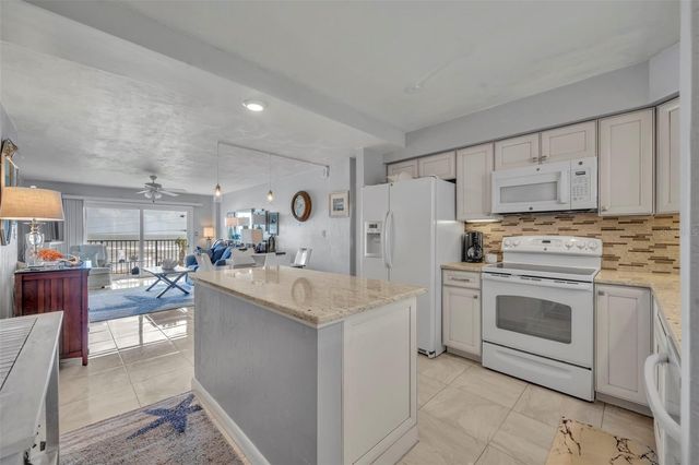 2860 OCEAN SHORE BOULEVARD 3030, Ormond By The Sea, FL 32176