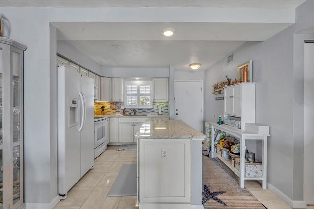 2860 OCEAN SHORE BOULEVARD 3030, Ormond By The Sea, FL 32176