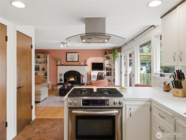 2548 Smithers Avenue S, Renton, WA 98055