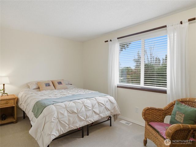 2548 Smithers Avenue S, Renton, WA 98055