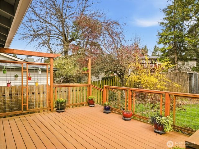 2548 Smithers Avenue S, Renton, WA 98055