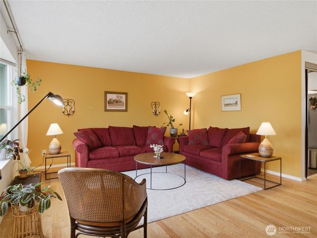 2548 Smithers Avenue S, Renton, WA 98055