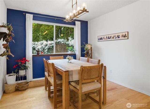 2548 Smithers Avenue S, Renton, WA 98055