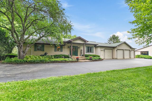 12N185 Muirhead Road, Elgin, IL 60123