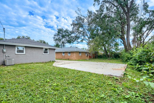 576 W 16th Street, Chicago Heights, IL 60411