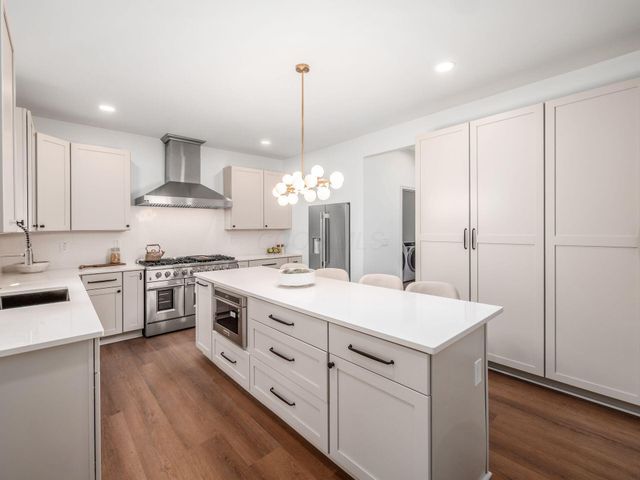 4988 Galway Drive, Dublin, OH 43017