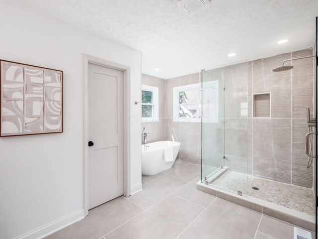 4988 Galway Drive, Dublin, OH 43017