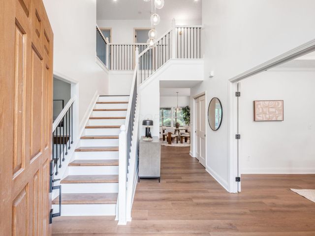 4988 Galway Drive, Dublin, OH 43017