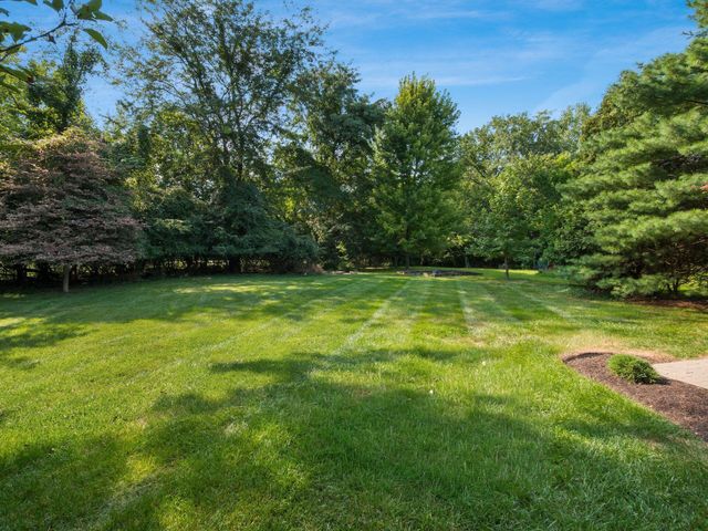 4988 Galway Drive, Dublin, OH 43017