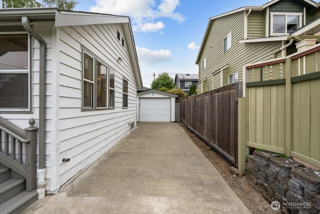 3536 SW Monroe Street, Seattle, WA 98126
