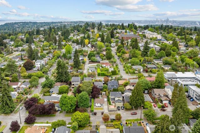 3536 SW Monroe Street, Seattle, WA 98126