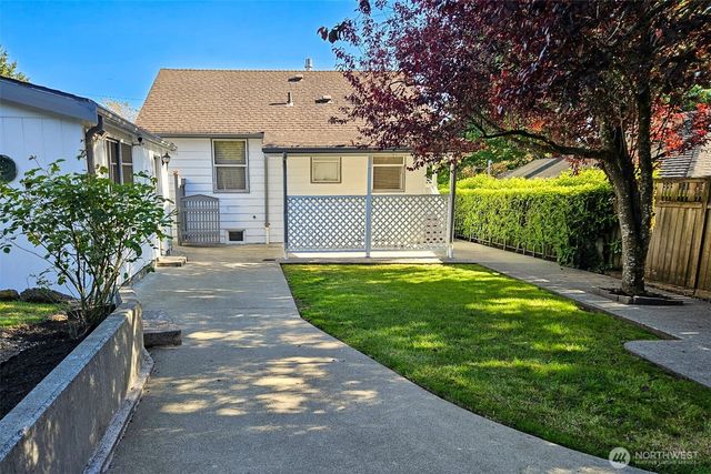 3536 SW Monroe Street, Seattle, WA 98126