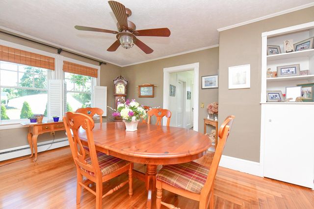 29 Lafayette Avenue, Buzzards Bay, MA 02532