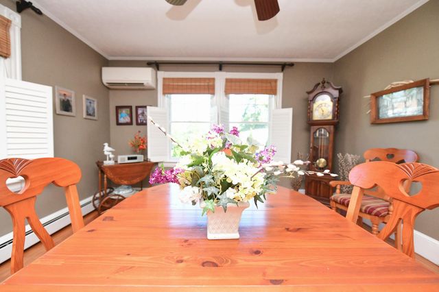 29 Lafayette Avenue, Buzzards Bay, MA 02532