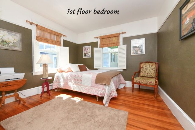 29 Lafayette Avenue, Buzzards Bay, MA 02532