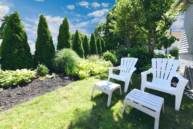 29 Lafayette Avenue, Buzzards Bay, MA 02532