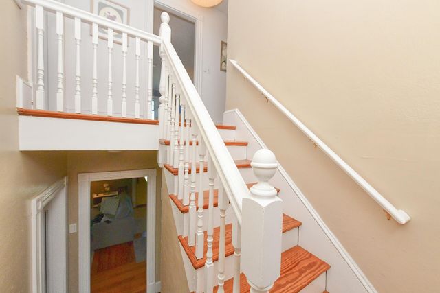 29 Lafayette Avenue, Buzzards Bay, MA 02532