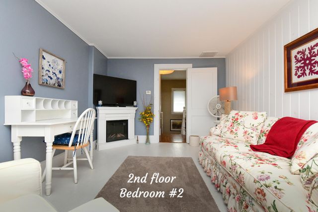 29 Lafayette Avenue, Buzzards Bay, MA 02532