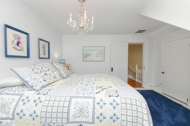 29 Lafayette Avenue, Buzzards Bay, MA 02532