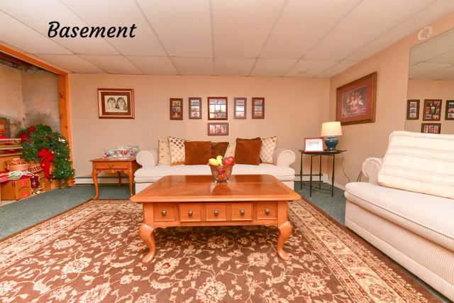 29 Lafayette Avenue, Buzzards Bay, MA 02532