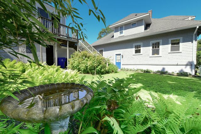 29 Lafayette Avenue, Buzzards Bay, MA 02532