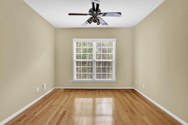 110 Normandy Drive, Woodstock, GA 30188