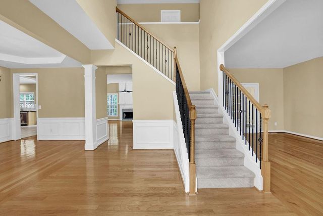 110 Normandy Drive, Woodstock, GA 30188