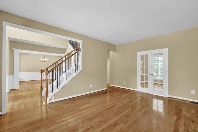 110 Normandy Drive, Woodstock, GA 30188