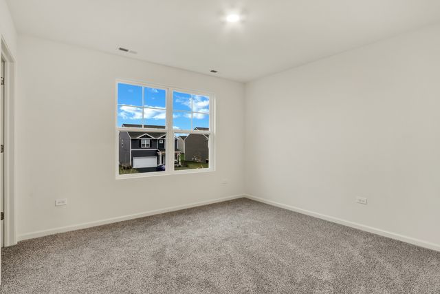 10017 Edgebrook Lane, Huntley, IL 60142