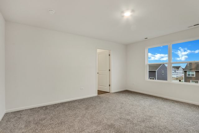 10017 Edgebrook Lane, Huntley, IL 60142