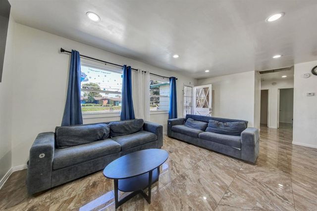 1609 E Lexington Avenue, El Cajon, CA 92019