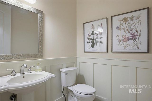 2135 W Forest Grove Ct, Eagle, ID 83616