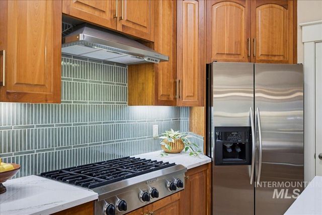 2135 W Forest Grove Ct, Eagle, ID 83616