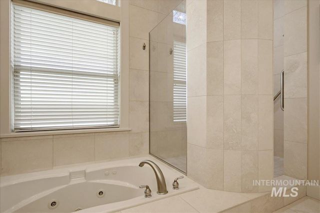 2135 W Forest Grove Ct, Eagle, ID 83616