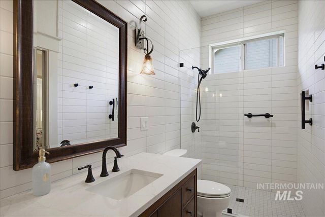 2135 W Forest Grove Ct, Eagle, ID 83616