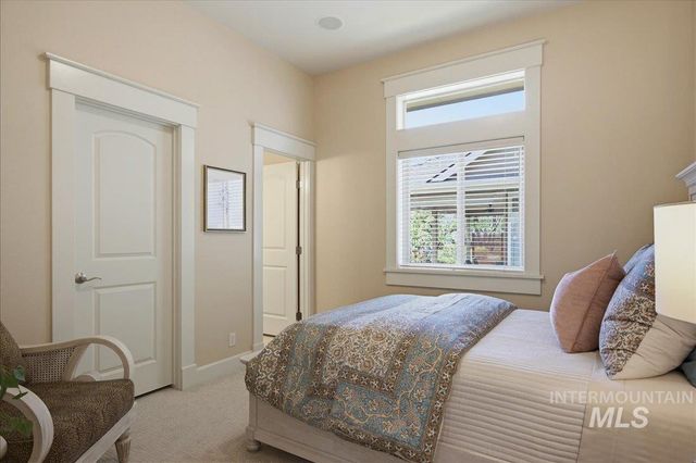 2135 W Forest Grove Ct, Eagle, ID 83616