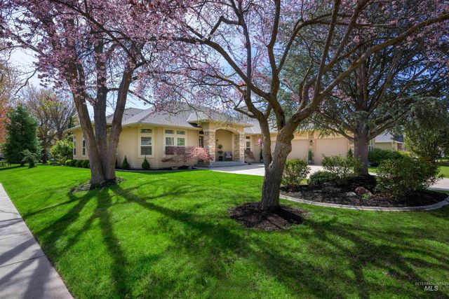 2135 W Forest Grove Ct, Eagle, ID 83616